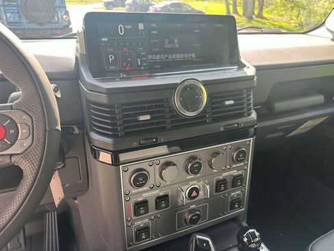 Used 2025 INEOS Grenadier Fieldmaster Edition image 27