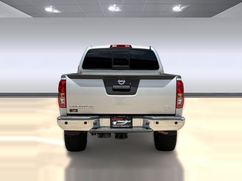 Used 2020 Nissan Frontier SV RWD image 10