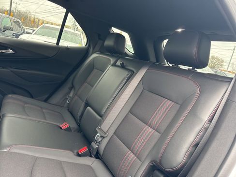 Used 2023 Chevrolet Equinox RS image 26