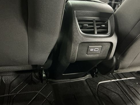 Used 2024 Chevrolet Blazer LT w/ Convenience Package FWD image 12