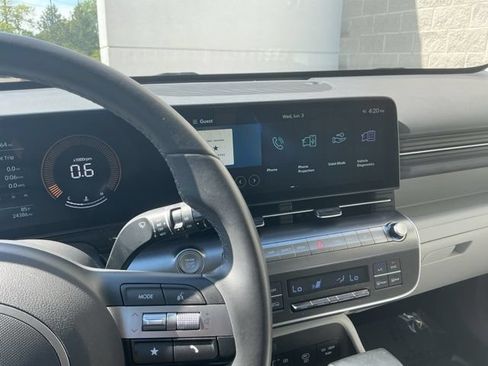 Certified 2025 Hyundai Kona SEL FWD image 21