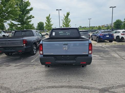 Used 2023 Honda Ridgeline Sport image 6