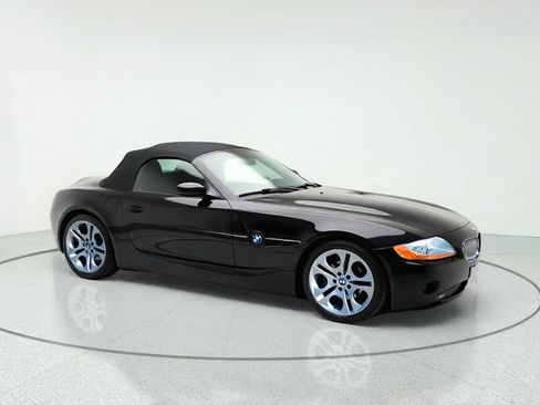 Used 2004 BMW Z4 3.0i RWD image 3