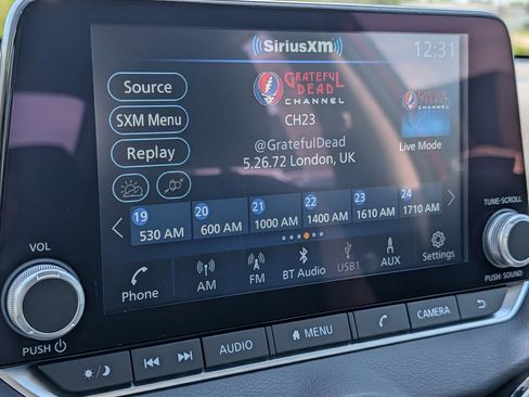 Used 2025 Nissan Sentra SV w/ All-Weather Package FWD image 36