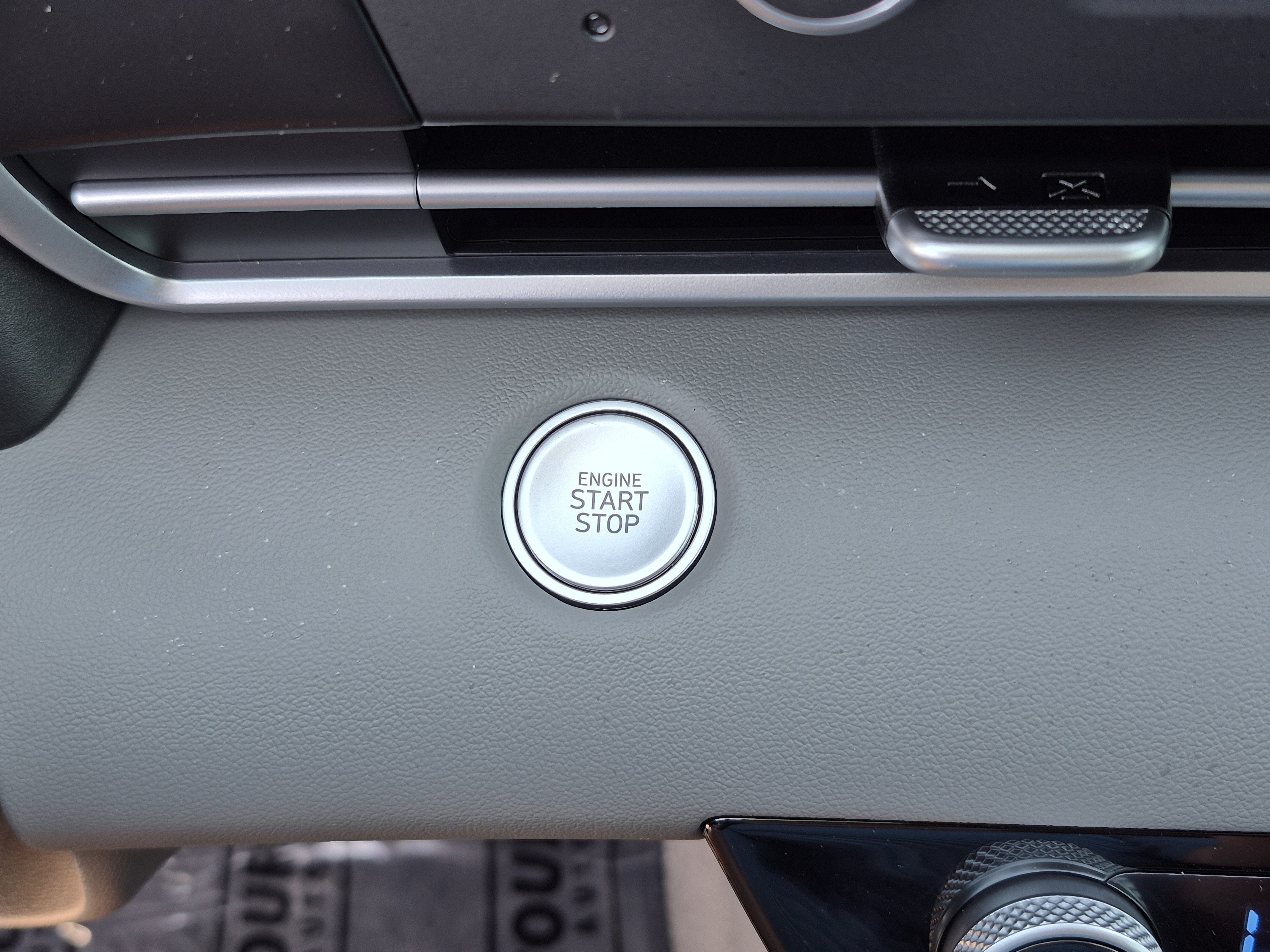 Certified 2026 Hyundai Elantra Sport FWD image 29