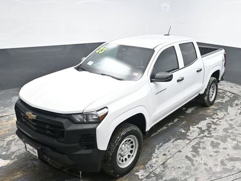 Used 2023 Chevrolet Colorado W/T w/ Advanced Trailering Package image 25