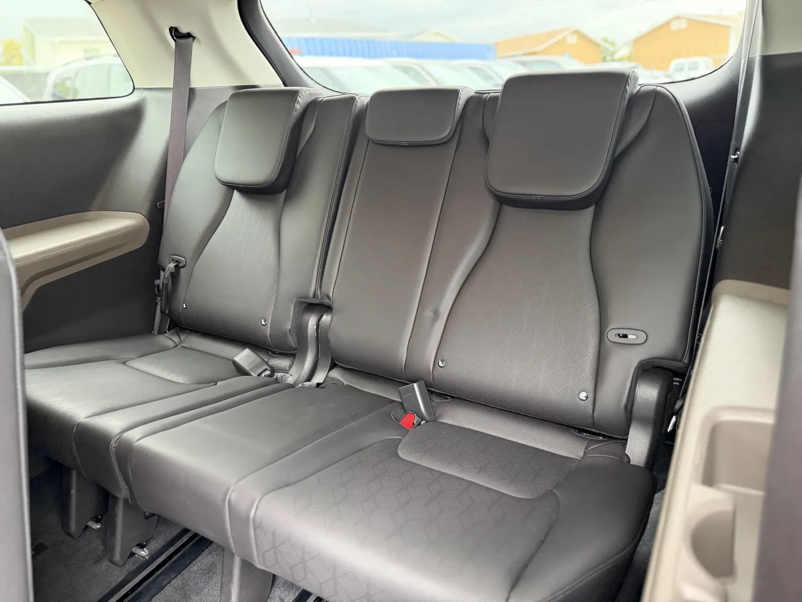Used 2026 Kia Carnival FWD image 17