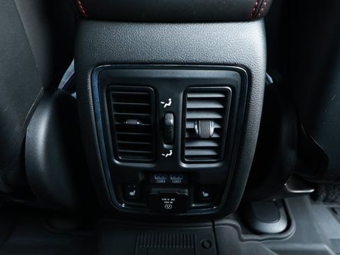 Certified 2021 Jeep Grand Cherokee Trailhawk w/ Trailhawk Luxury Group AWD/4WD image 33