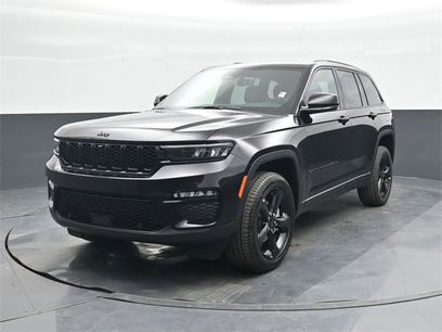 Used 2025 Jeep Grand Cherokee Limited w/ Luxury Tech Group II