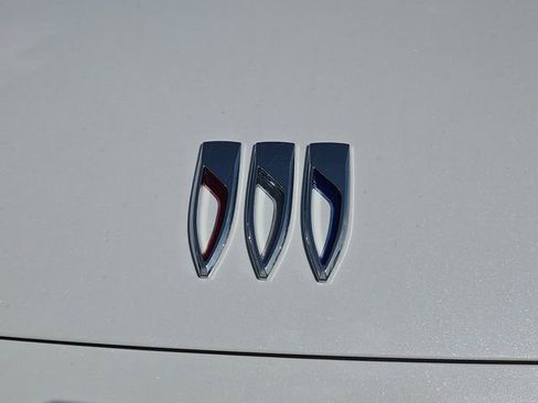 New 2026 Buick Enclave Avenir w/ Super Cruise Package image 32