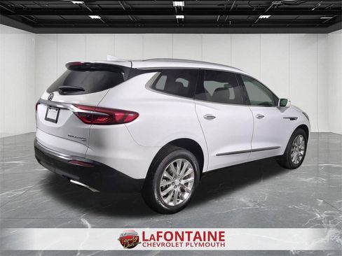Certified 2019 Buick Enclave Essence image 8