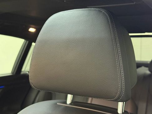 Used 2018 BMW 740e xDrive image 18