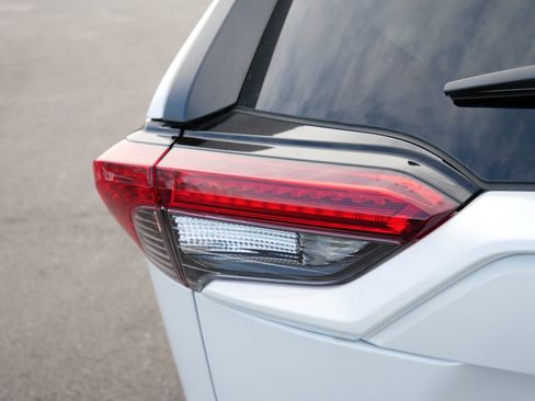 Certified 2025 Toyota RAV4 XLE Premium image 17