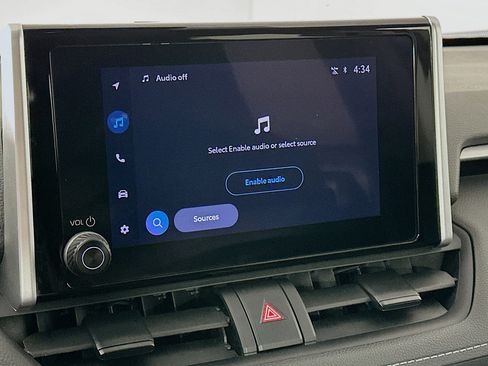 Used 2024 Toyota RAV4 XLE image 21