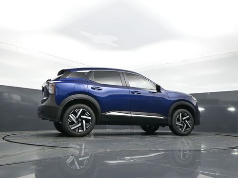 New 2026 Nissan Kicks SV w/ SV Premium Package AWD/4WD image 29