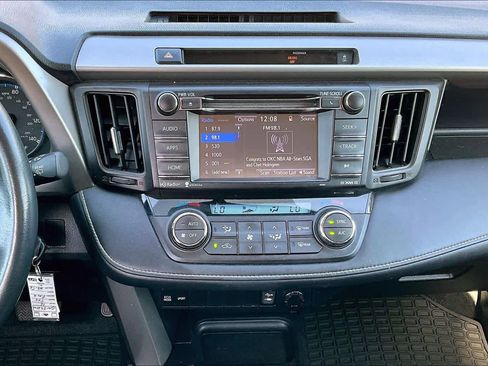 Used 2016 Toyota RAV4 XLE w/ Protection Package AWD/4WD image 7