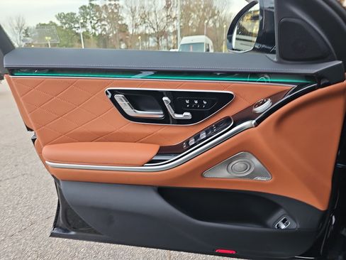 New 2026 Mercedes-Benz S 580 4MATIC Sedan image 29