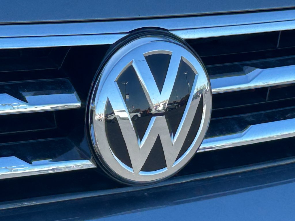 Used 2020 Volkswagen Tiguan SE AWD/4WD image 10