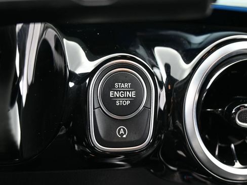 Used 2025 Mercedes-Benz GLA 250 image 20