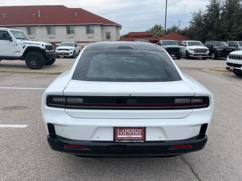 New 2024 Dodge Charger R/T w/ Plus Group image 4