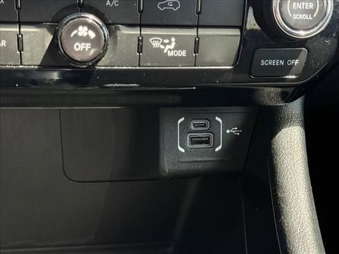 Used 2023 Jeep Compass Sport AWD/4WD image 24