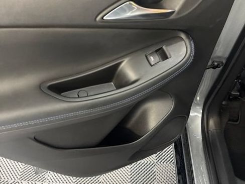 Used 2025 Buick Encore GX Sport Touring FWD image 21
