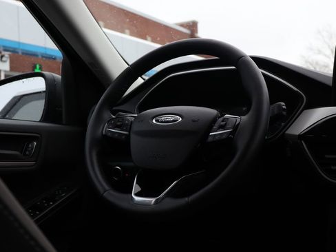 Used 2022 Ford Escape SE w/ Convenience Package image 40