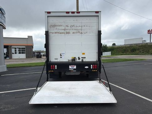 Used 2015 Ford E-350 and Econoline 350 Super Duty RWD image 10