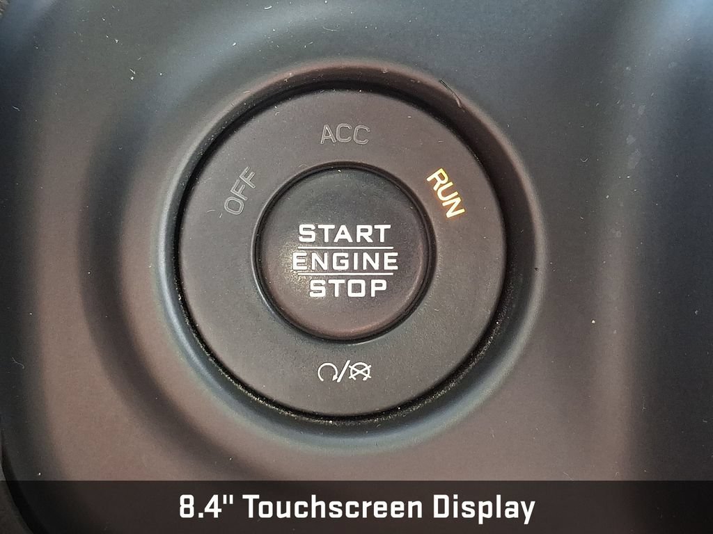 Used 2018 Jeep Wrangler Unlimited Sahara AWD/4WD image 29