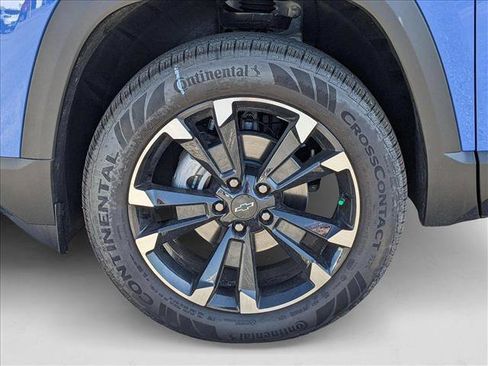 New 2025 Chevrolet Equinox RS w/ Convenience Package III image 9