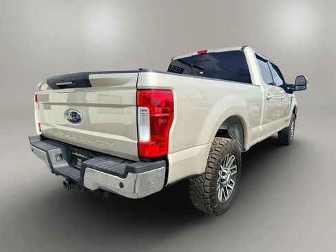 Used 2017 Ford F250 Lariat w/ Lariat Ultimate Package AWD/4WD image 7