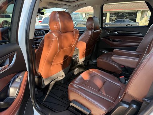 Used 2018 Buick Enclave Avenir w/ Avenir Technology Package image 15