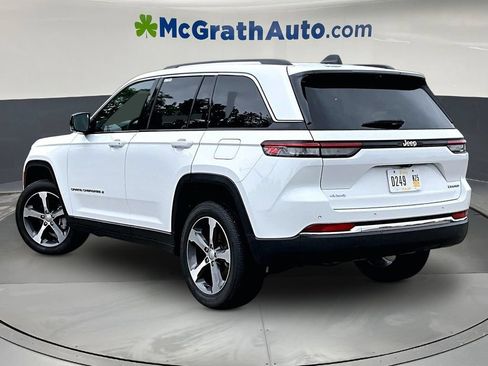 Used 2023 Jeep Grand Cherokee Limited w/ Luxury Tech Group II AWD/4WD image 5