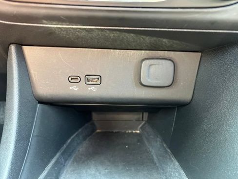 Used 2024 Buick Encore GX Preferred w/ Comfort Package AWD/4WD image 32