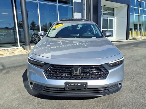 Used 2023 Honda Accord EX image 9
