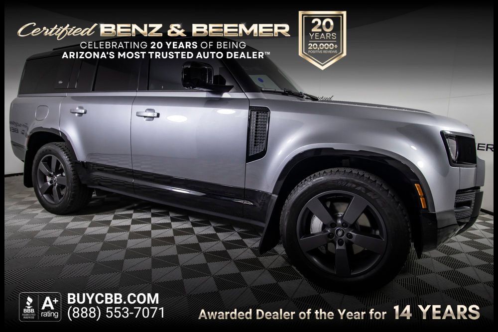 Used 2024 Land Rover Defender 130 X-Dynamic SE AWD/4WD image 1