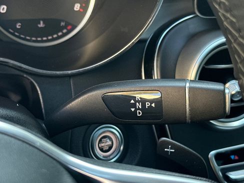 Used 2021 Mercedes-Benz GLC 300 image 20