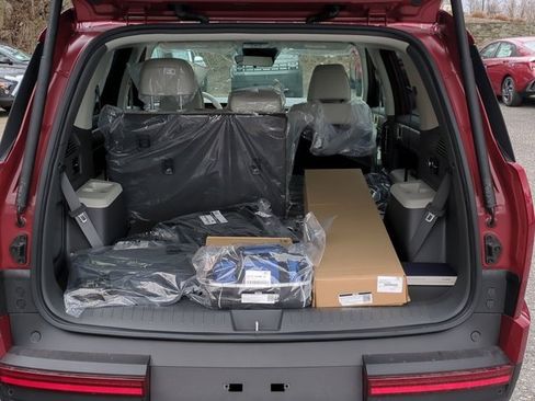 New 2025 Hyundai Santa Fe SEL image 5