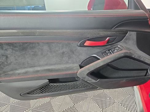 Used 2019 Porsche 911 GT3 RS image 13