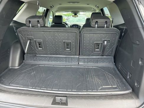 Used 2021 Chevrolet Traverse RS w/ LPO, Floor Liner Package AWD/4WD image 11