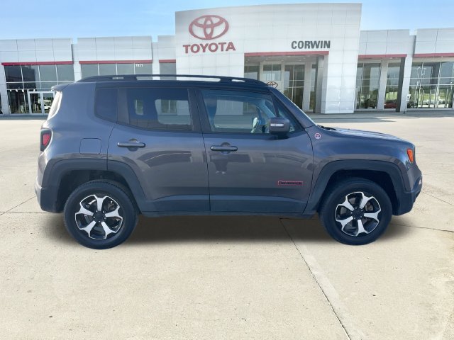 Used 2020 Jeep Renegade Trailhawk AWD/4WD image 6