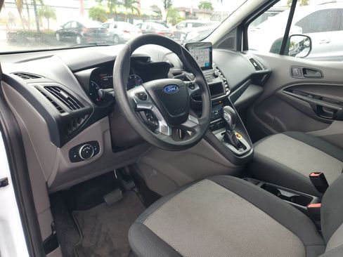 Used 2020 Ford Transit Connect XL image 11