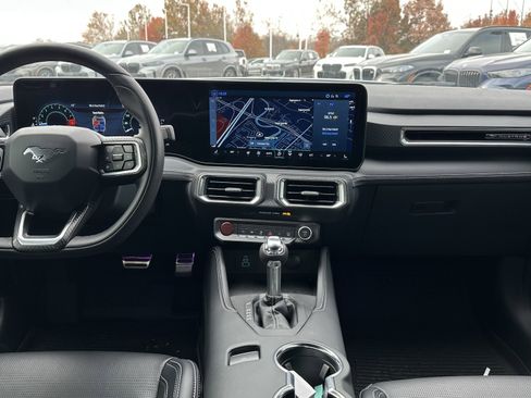 Used 2025 Ford Mustang GT Premium image 29