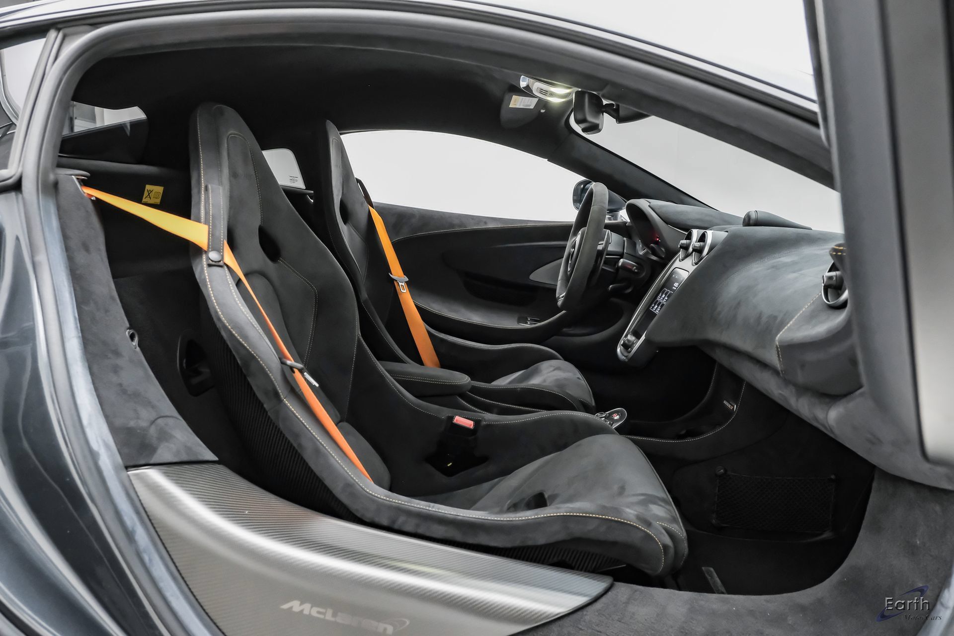 Used 2019 McLaren 600LT RWD image 55