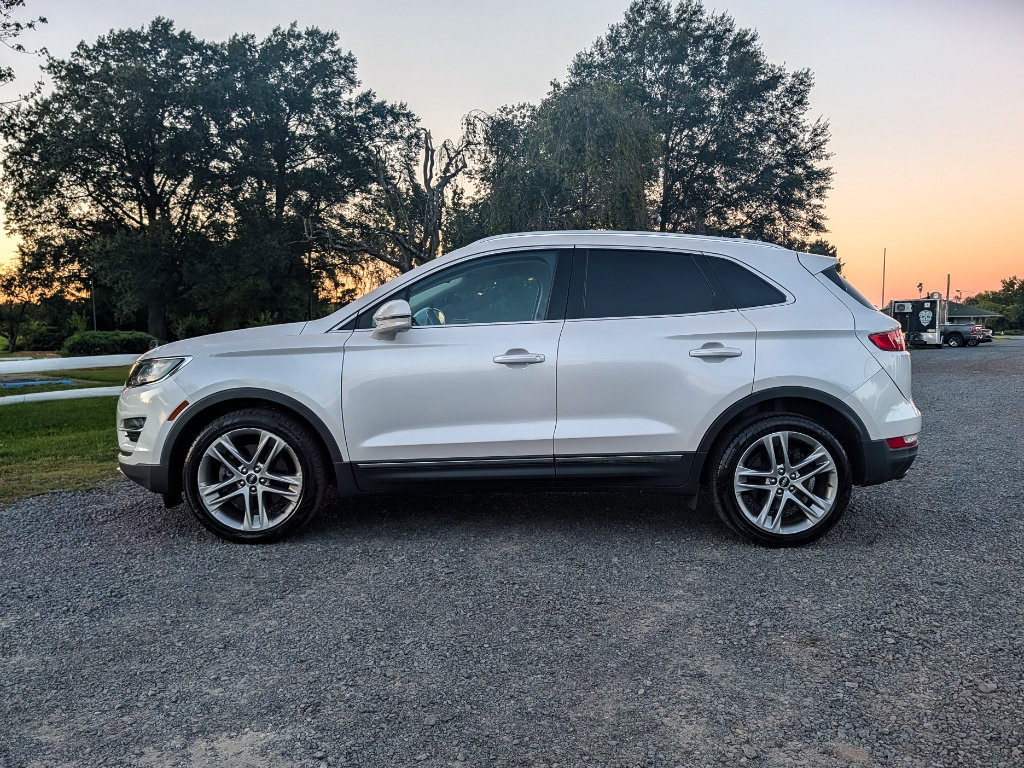 Used 2018 Lincoln MKC Reserve w/ Canadian Touring Package AWD/4WD image 9