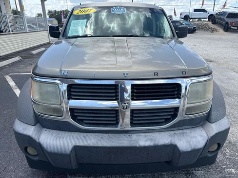 Used 2007 Dodge Nitro SXT RWD image 8