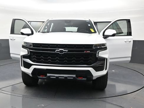 Used 2023 Chevrolet Tahoe Z71 w/ Luxury Package AWD/4WD image 33