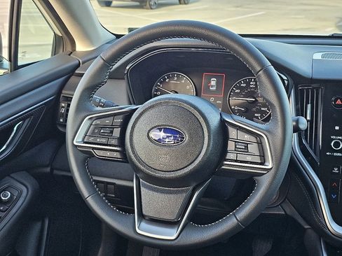 Used 2025 Subaru Legacy Premium image 31