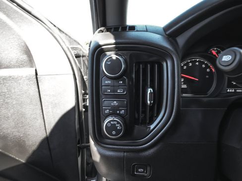 Used 2024 Chevrolet Silverado 1500 Custom w/ LPO, Dark Essentials Package AWD/4WD image 17