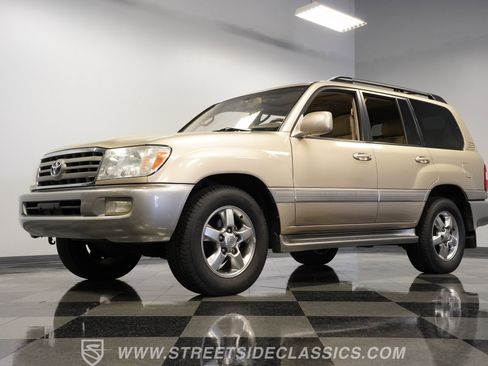 Used 2006 Toyota Land Cruiser image 21